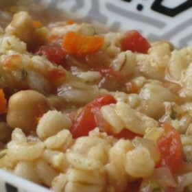 Beaker's Vegetable Barley Soup