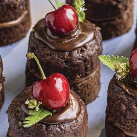 Cake, Mini, Triple Chocolate