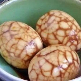 Chinese Tea Eggs (茶叶蛋)