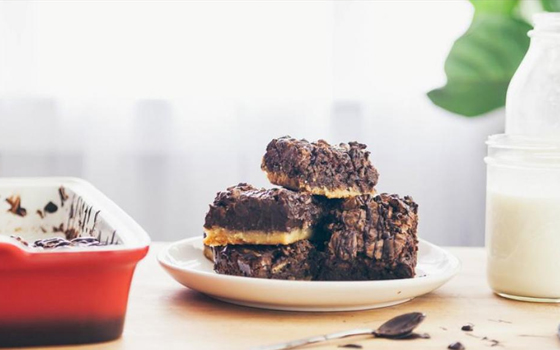 Chocolate Pecan Pie Bars