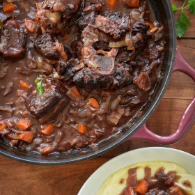French Braised Oxtail (Queue de Bœuf Braisée)
