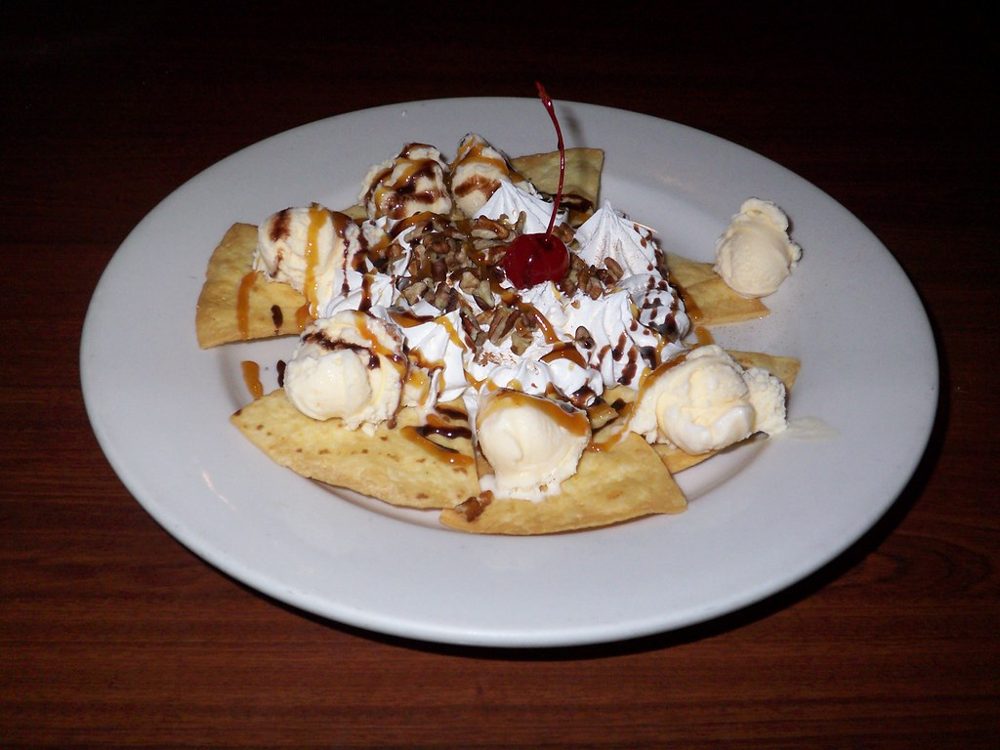 Robert Irvine's Dessert Nachos