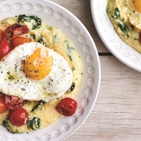 Slow Cooker Ricotta-Spinach Polenta with Tomato Salad