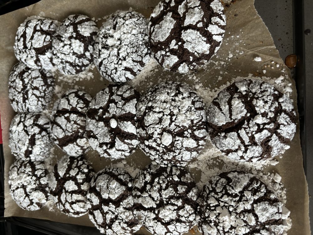 Sourdough Discard Chocolate Crinkle Cookies