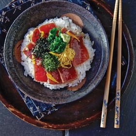 Soy-Marinated Tuna Rice Bowl (Maguro No Zuke Donburi)