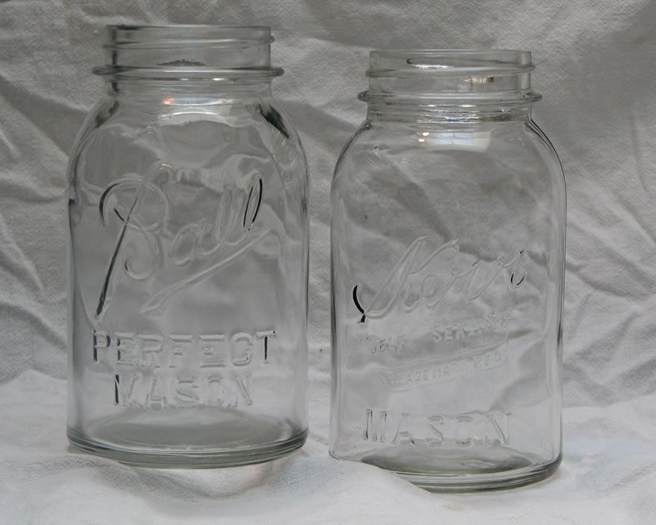 A mason jar lunch