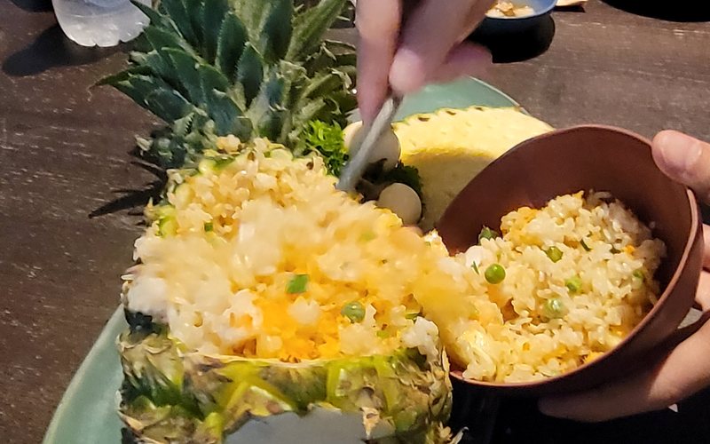 Bánh Xèo and the Long Table